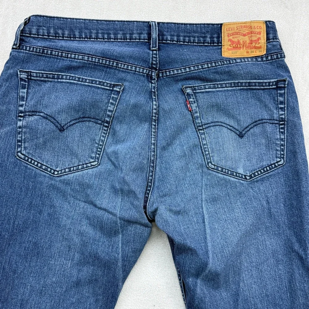 Levis levi 559